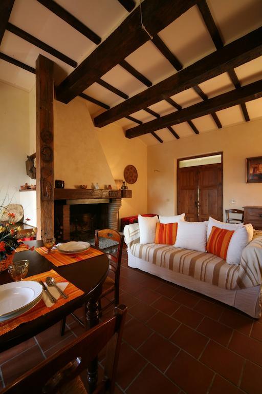 Agriturismo Caiburroni Пьетралунга Экстерьер фото