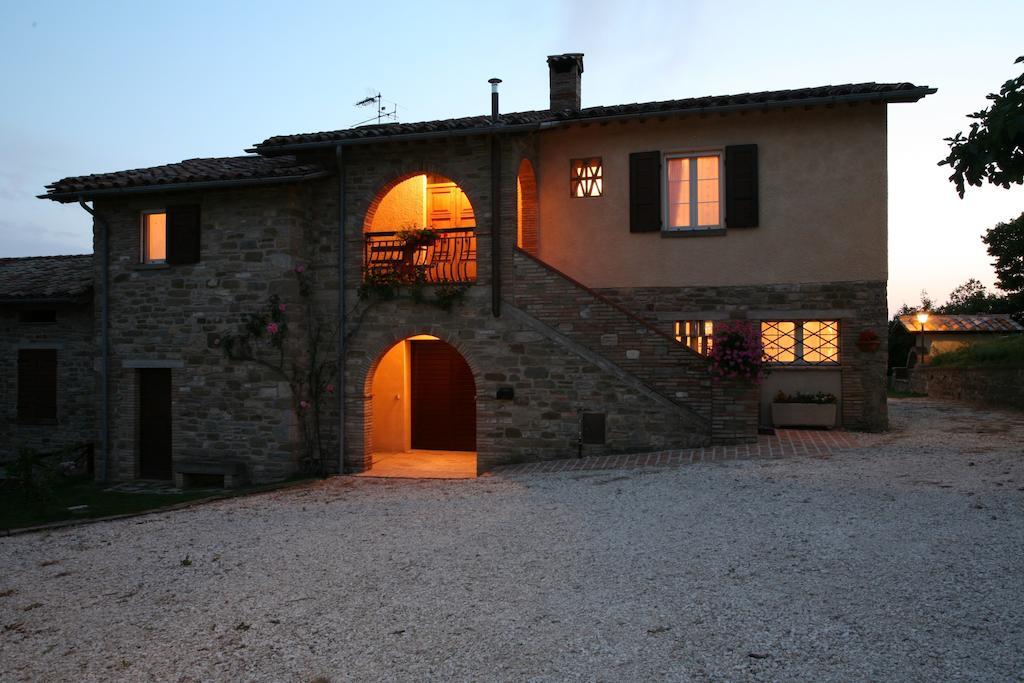 Agriturismo Caiburroni Пьетралунга Экстерьер фото